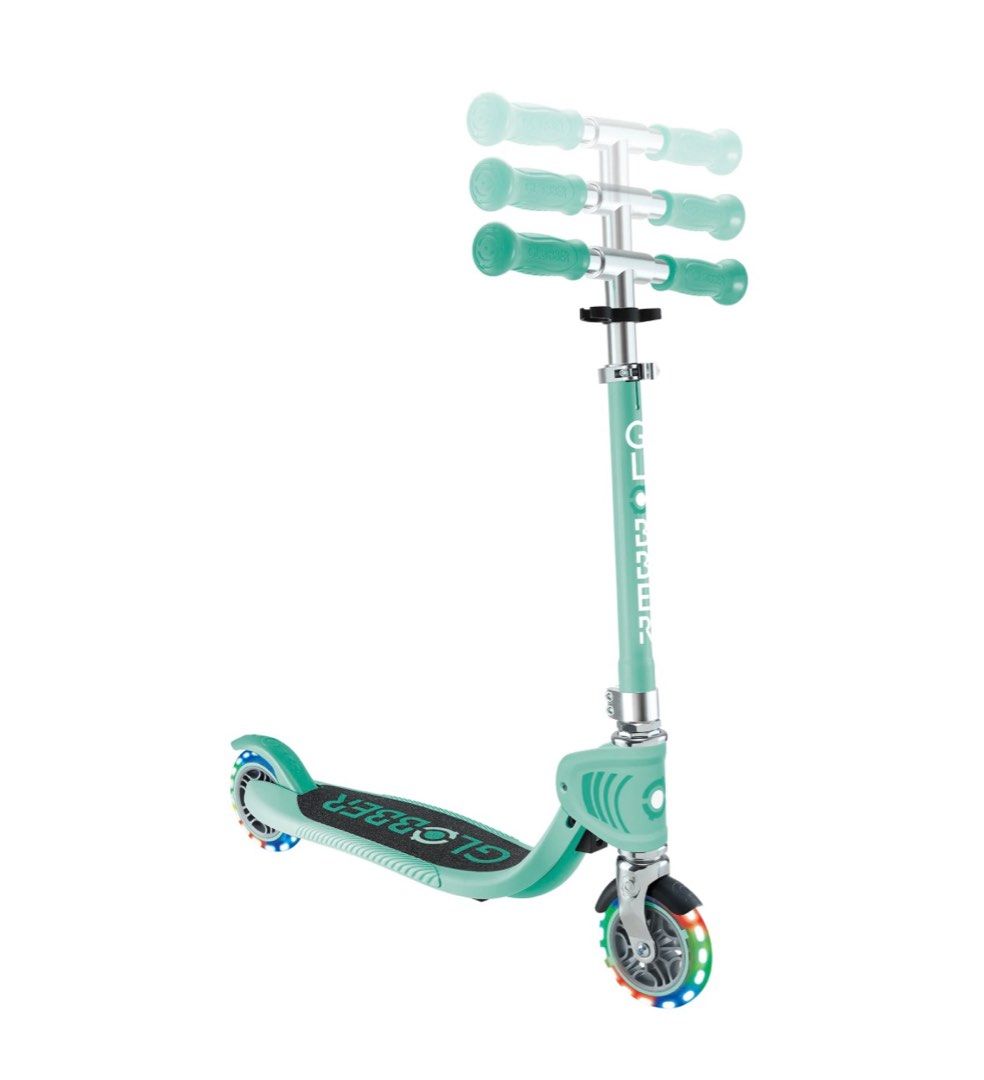 Globber Flow Foldable Junior Light Kickscooter suitable for 3 yr old+