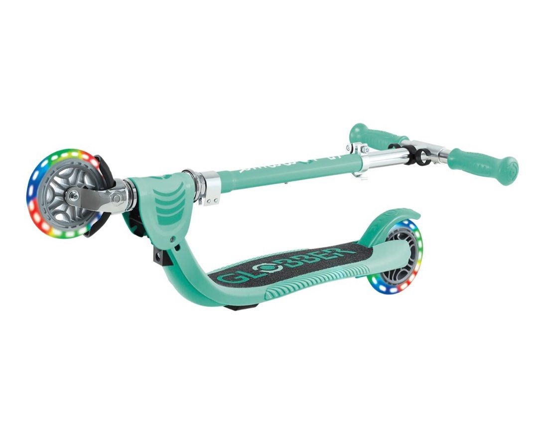 Globber Flow Foldable Junior Light Kickscooter suitable for 3 yr old+