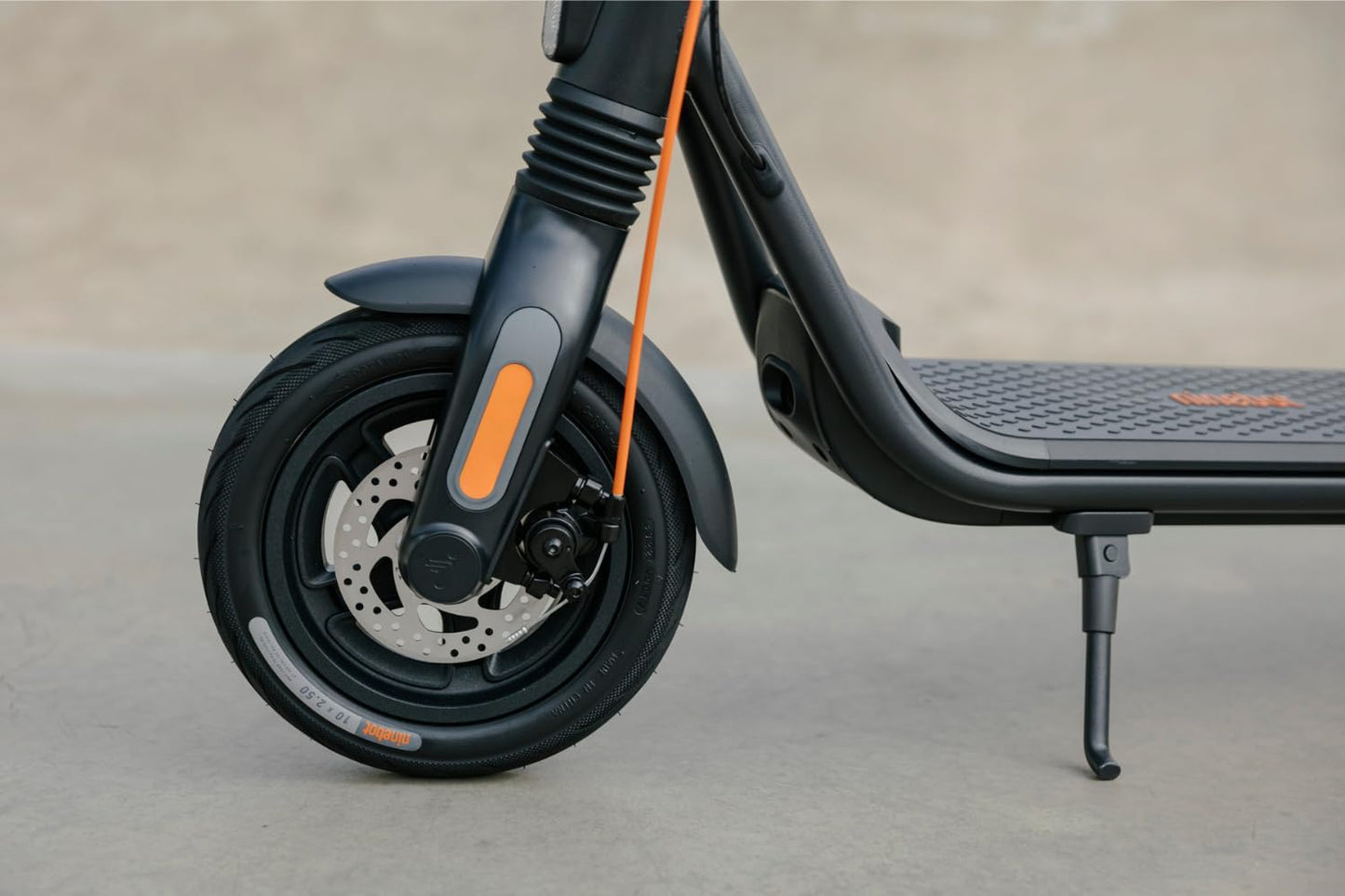 Segway Ninebot Kickscooter F2/ F2 Pro 10" scooter électrique intelligent