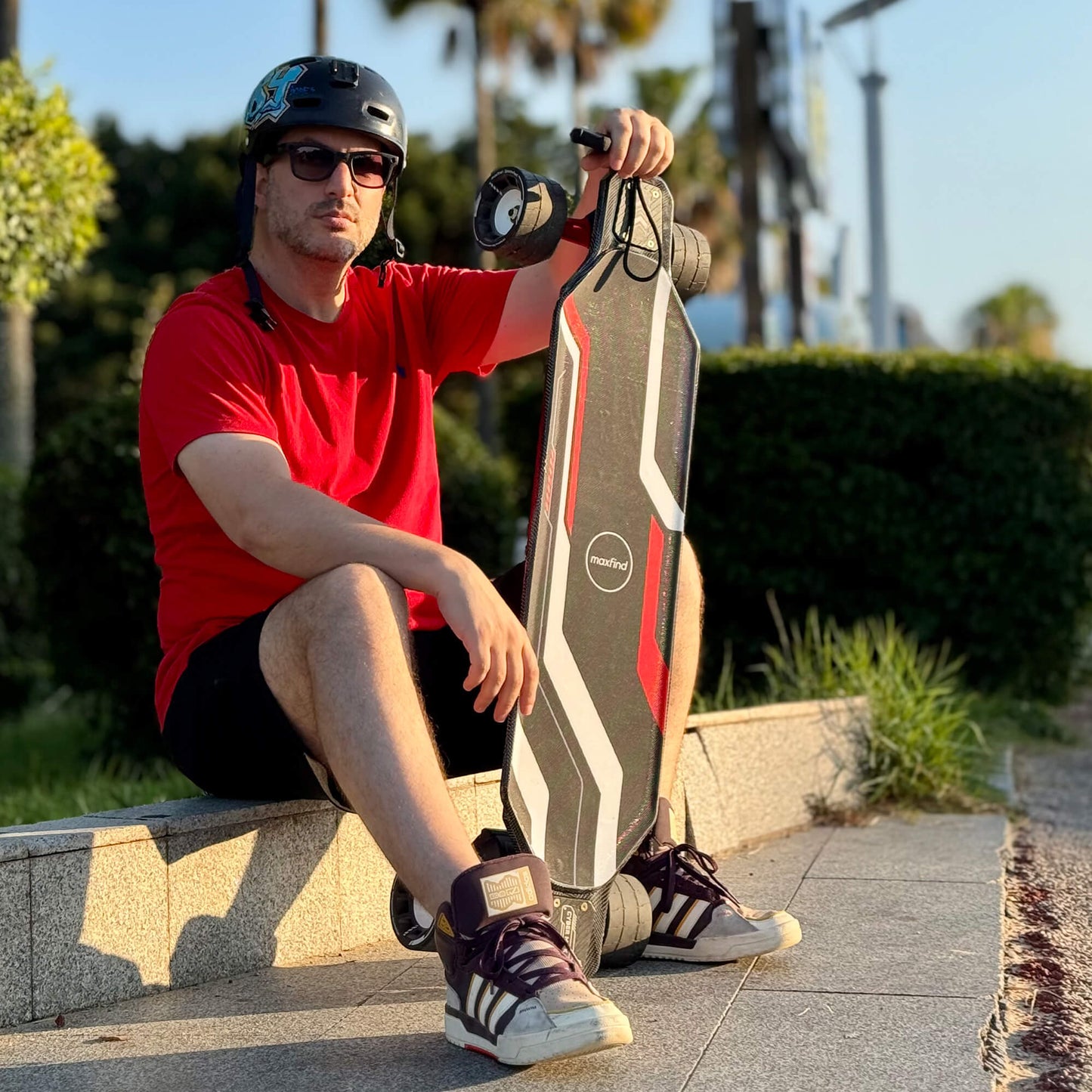 Maxfind Cyber Max X 1800Wx2 雙驅 電動滑板 遙控滑板 60km 續航