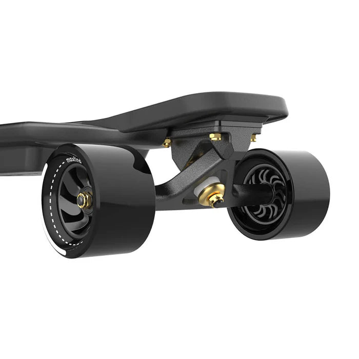 Maxfind MAX5 Pro Entry Level Remote Control Electric Skateboard 650Wx2 dual motor