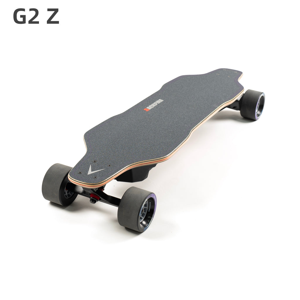 Backfire G2 Black eskateboard w/ R5s remote control