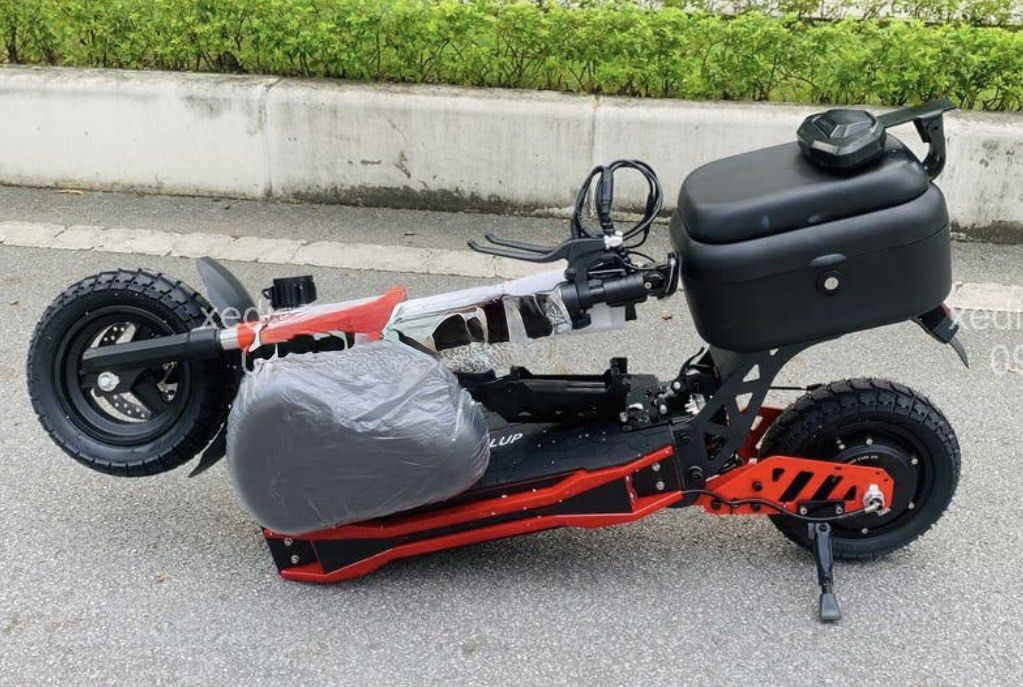 Sealup Q29 Offroad Electric scooter w/ back seat compartment